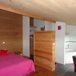 Ana'chronique Konukevi