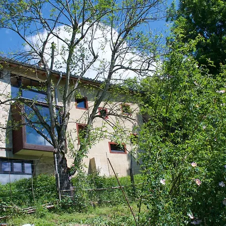 Konukevi Ana'chronique 3*